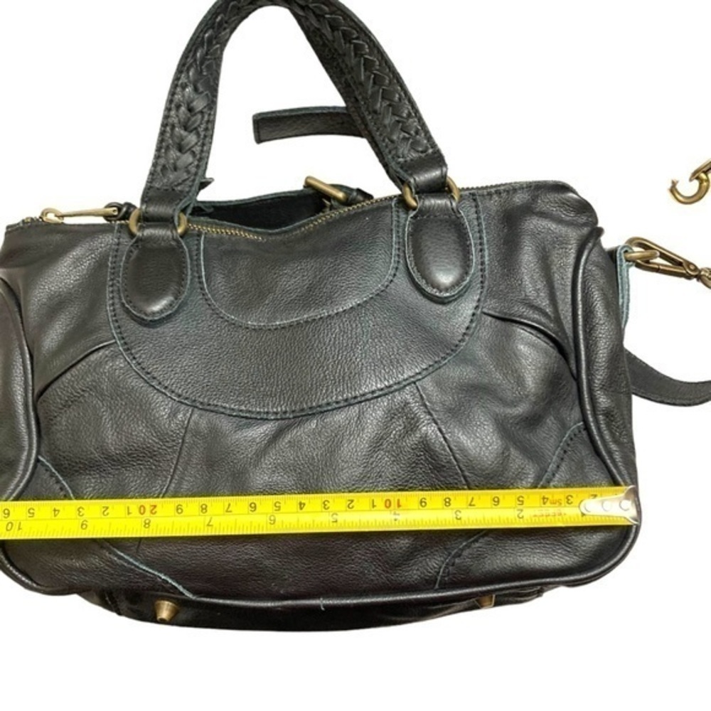 Liebeskind Berlin black leather crossbody bag - Picture 9 of 10